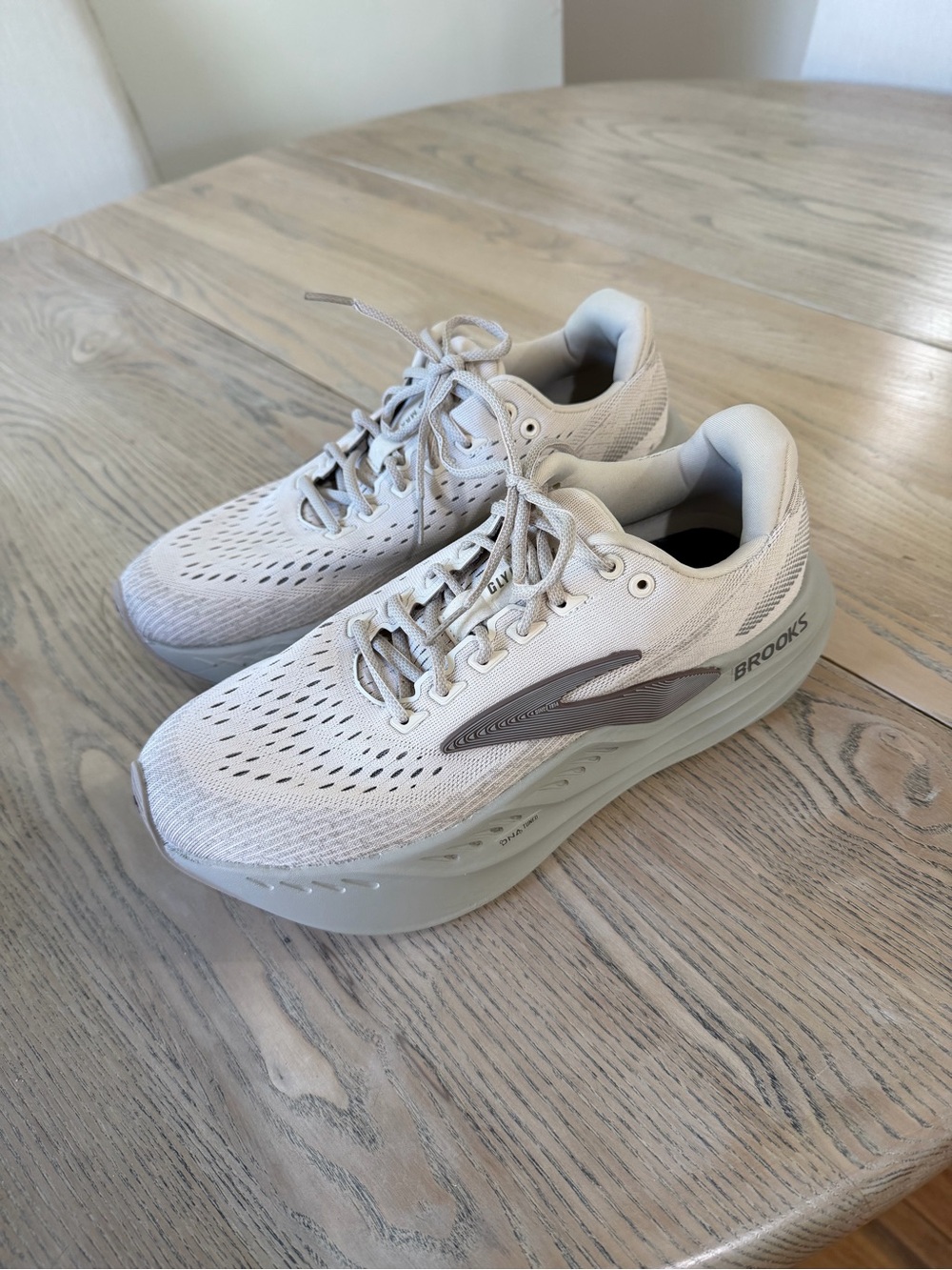 Brooks Glycerin Max - Picture 2 of 5